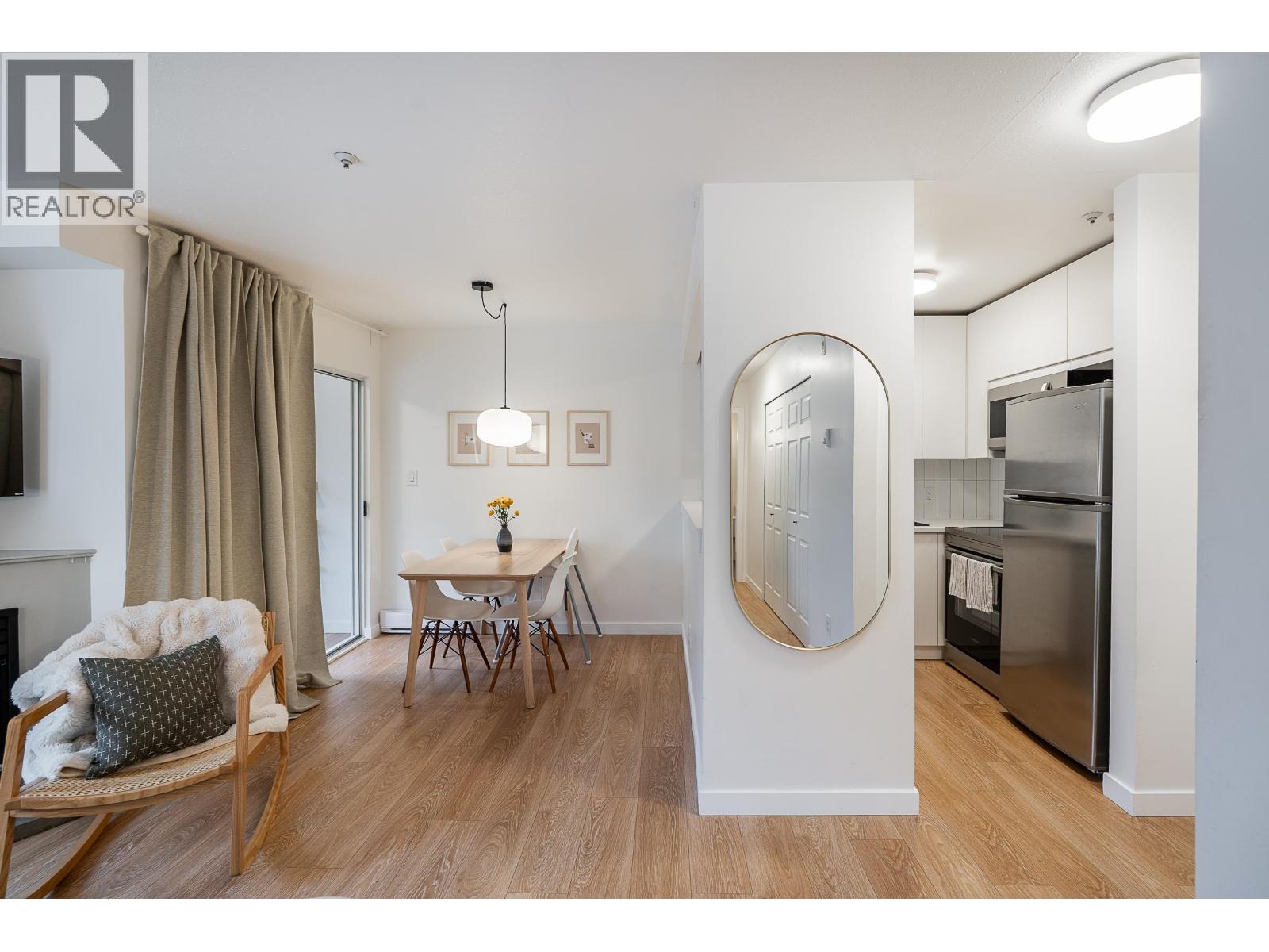 407 3 N Garden Drive, Vancouver, British Columbia  V5L 5C6 - Photo 9 - R3076833