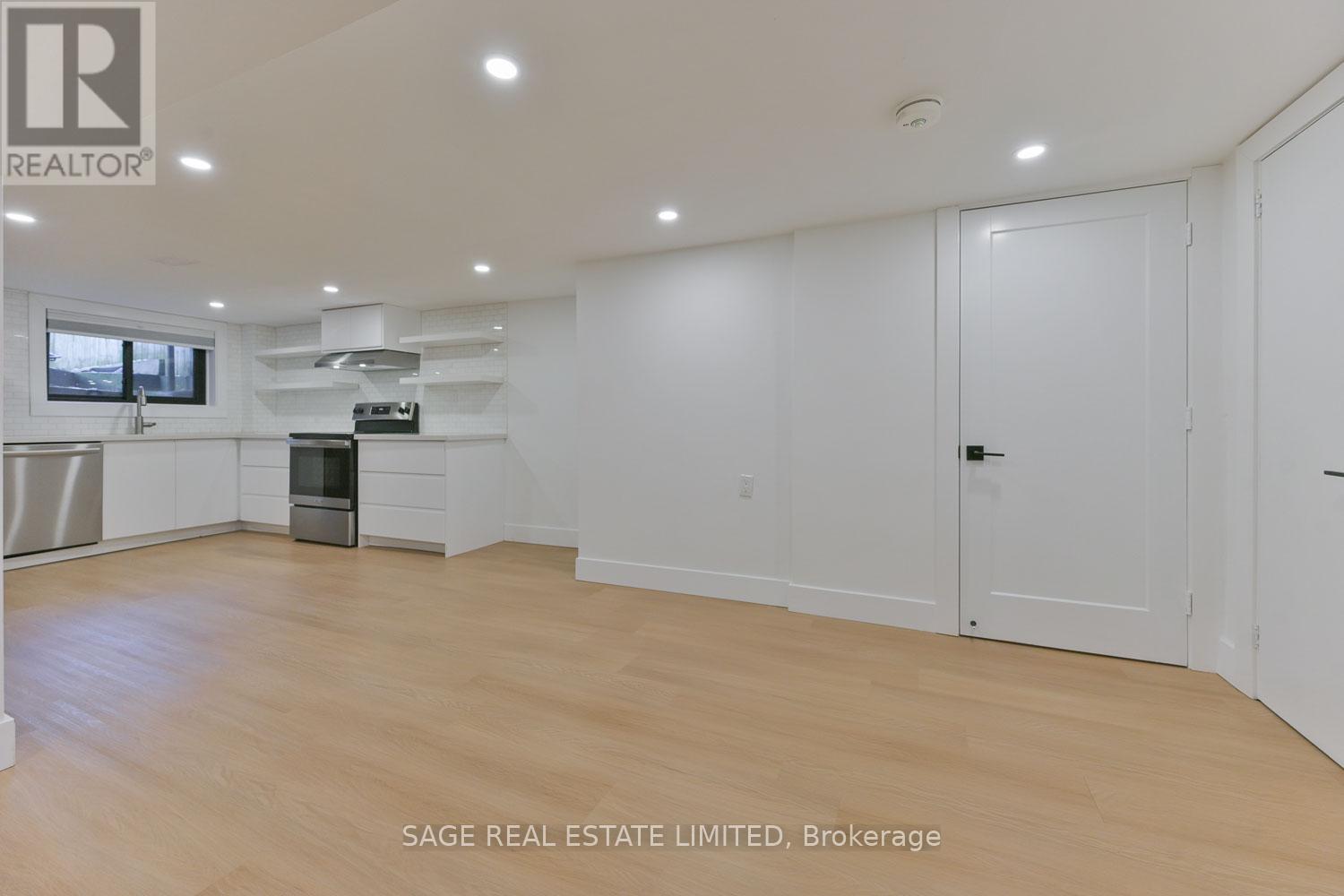 Bsmt - 25 Palmerston Avenue, Toronto, Ontario  M6J 2H9 - Photo 9 - C12673584