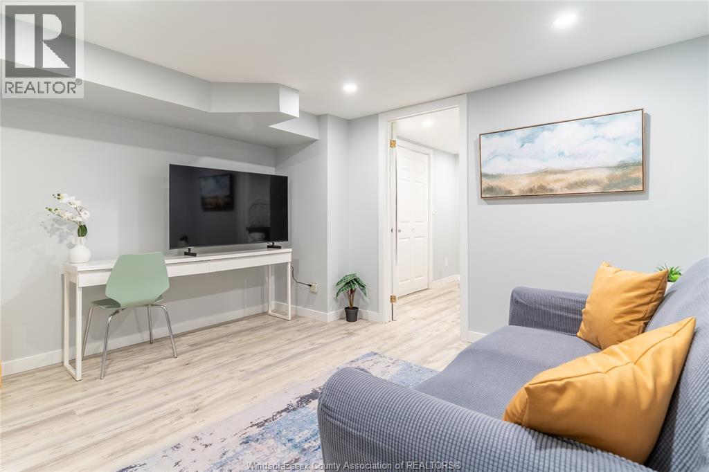 2188-2190 Moy, Windsor, Ontario  N8W 2M5 - Photo 16 - 26000516