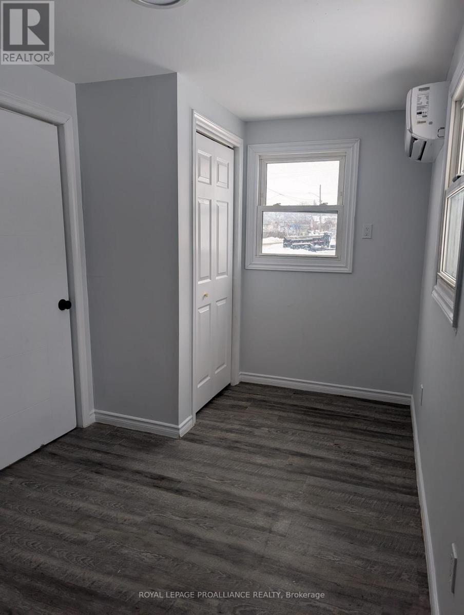 18 Jones Street, Belleville, Ontario  K8N 4T6 - Photo 20 - X12672084