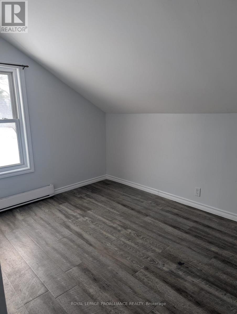 18 Jones Street, Belleville, Ontario  K8N 4T6 - Photo 24 - X12672084