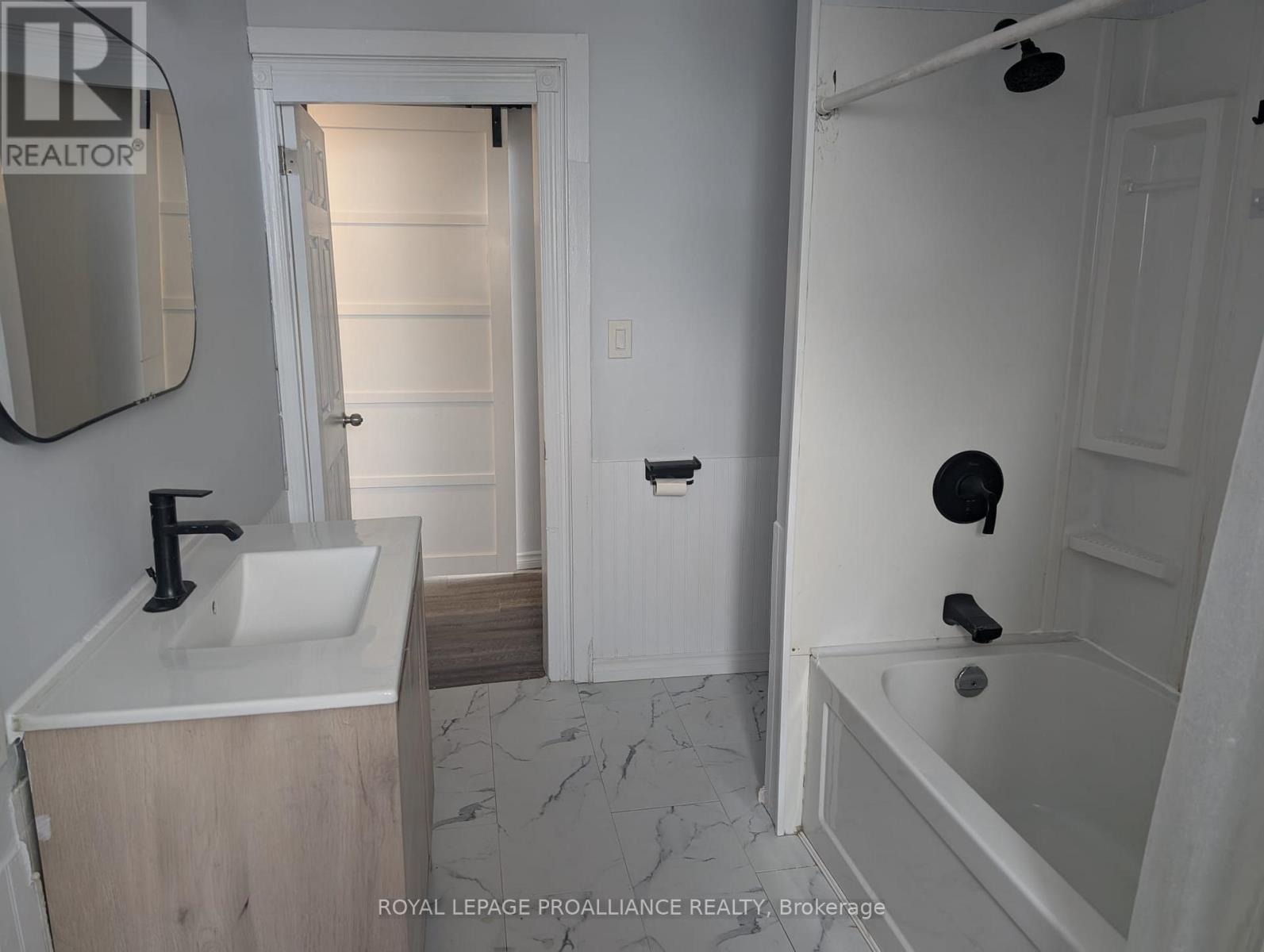 18 Jones Street, Belleville, Ontario  K8N 4T6 - Photo 37 - X12672084