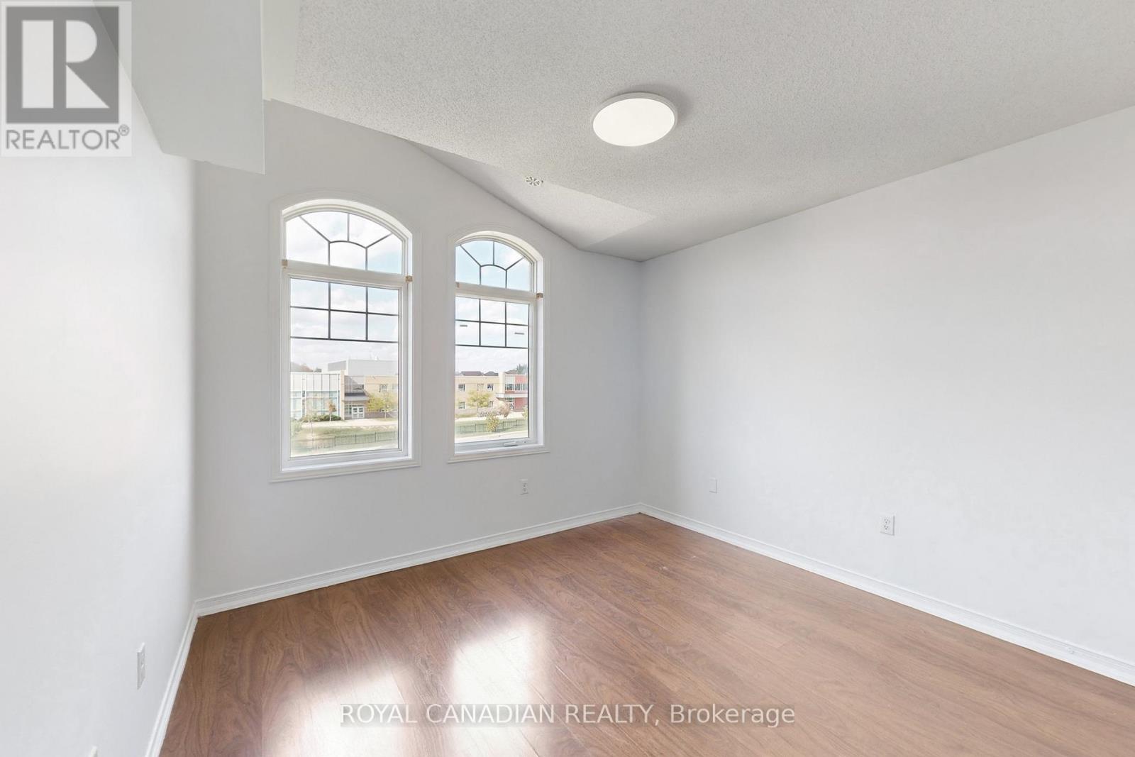 54 Chesterwood Crescent, Brampton, Ontario  L6Y 0Z4 - Photo 21 - W12673542