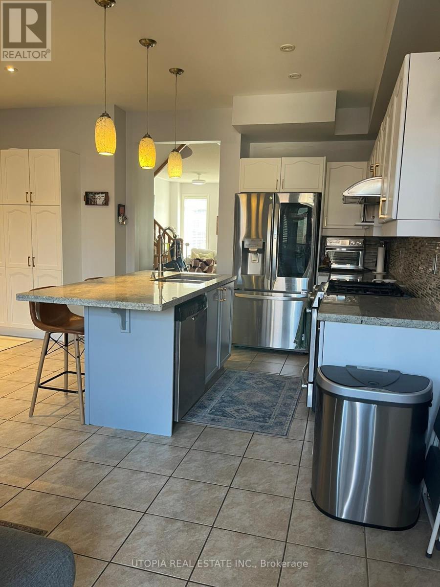 5405 Festival Drive, Mississauga, Ontario  L5M 0G7 - Photo 6 - W12673558