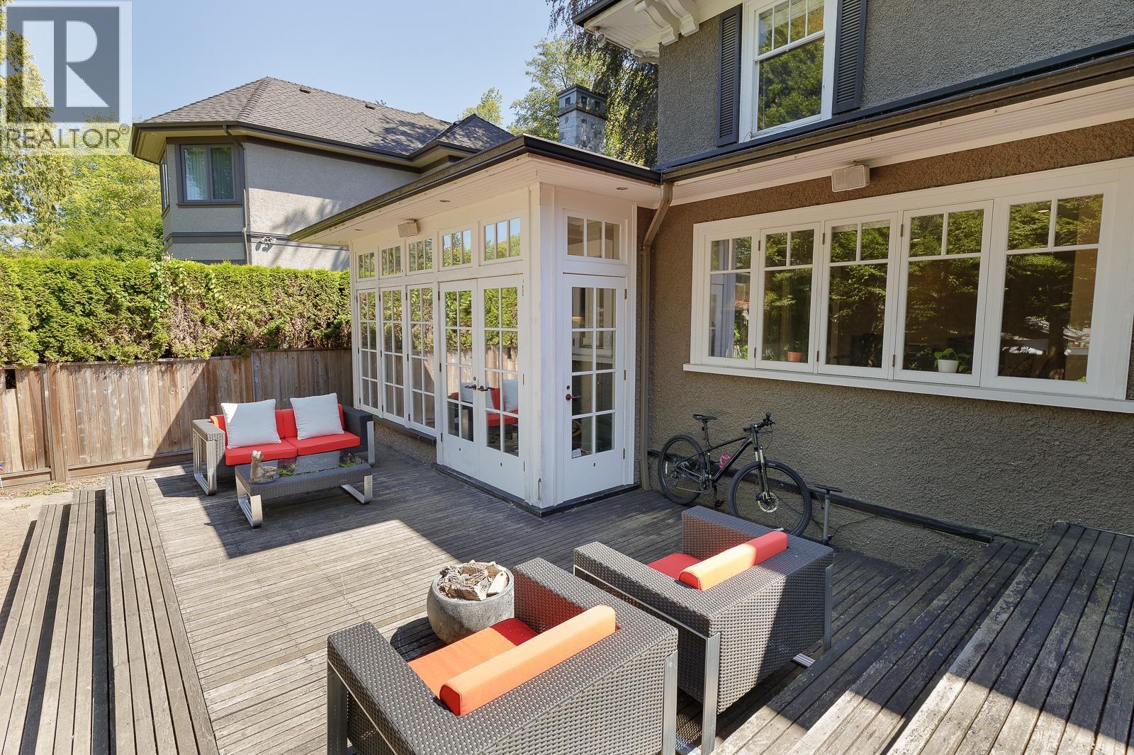 1649 W 29th Avenue, Vancouver, British Columbia  V6J 2Z3 - Photo 32 - R3077094