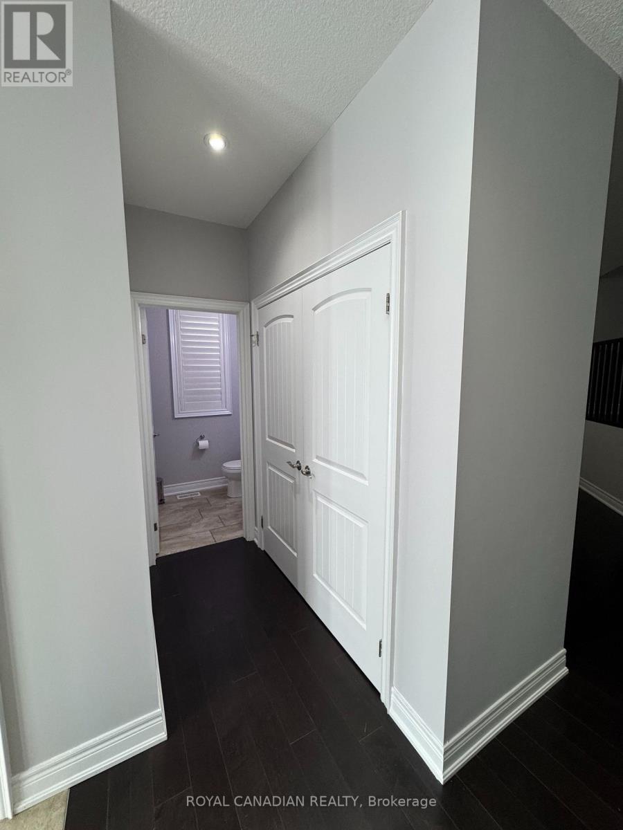 224 Moorland Crescent, Hamilton, Ontario  L9K 1S6 - Photo 7 - X12673564