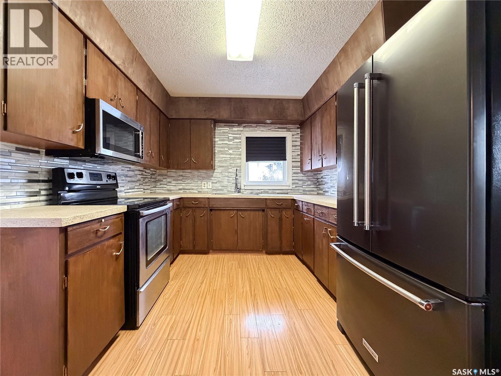 215 Brownlee Street, Herbert, Saskatchewan  S0H 2A0 - Photo 21 - SK026303