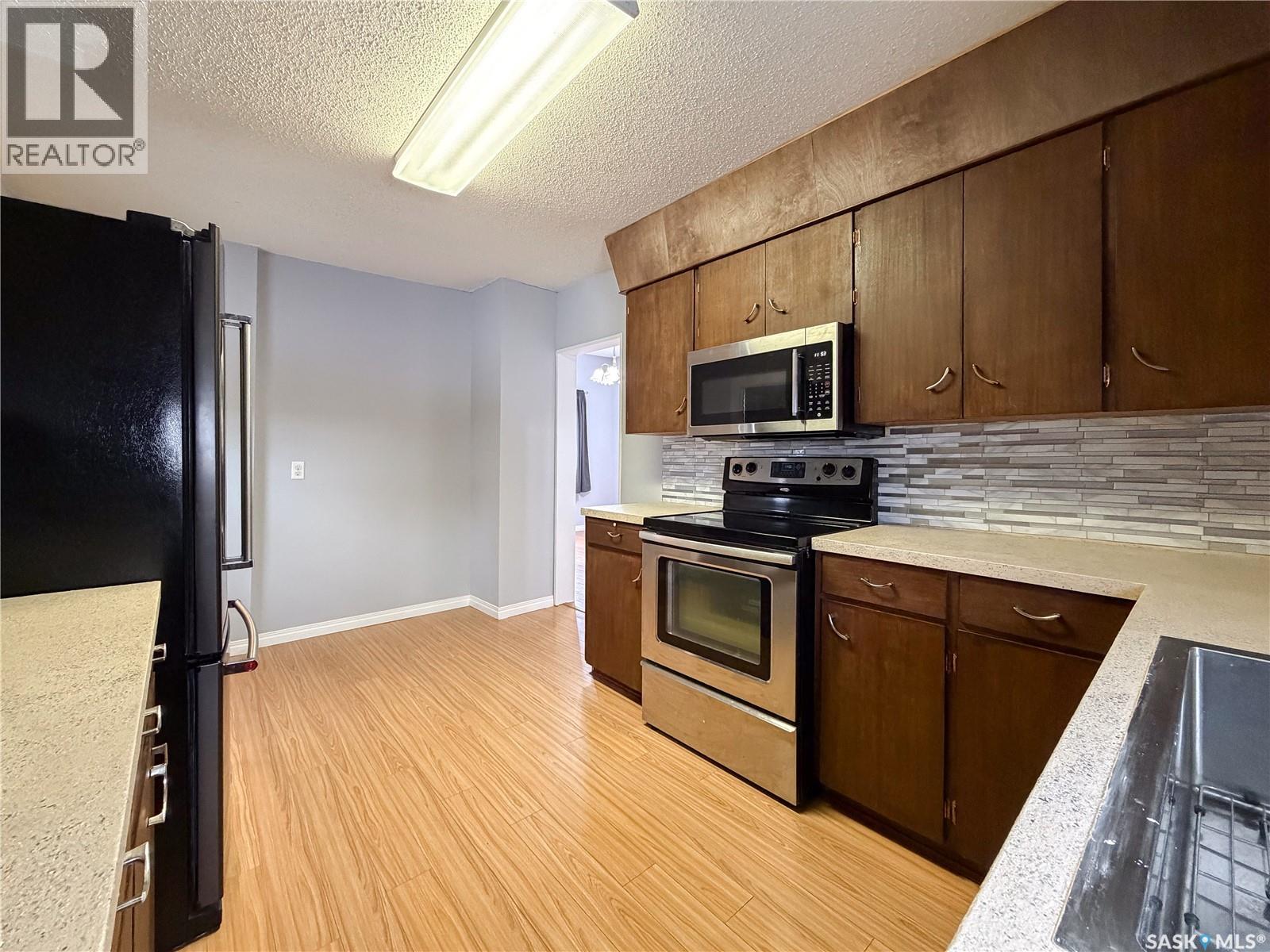 215 Brownlee Street, Herbert, Saskatchewan  S0H 2A0 - Photo 24 - SK026303