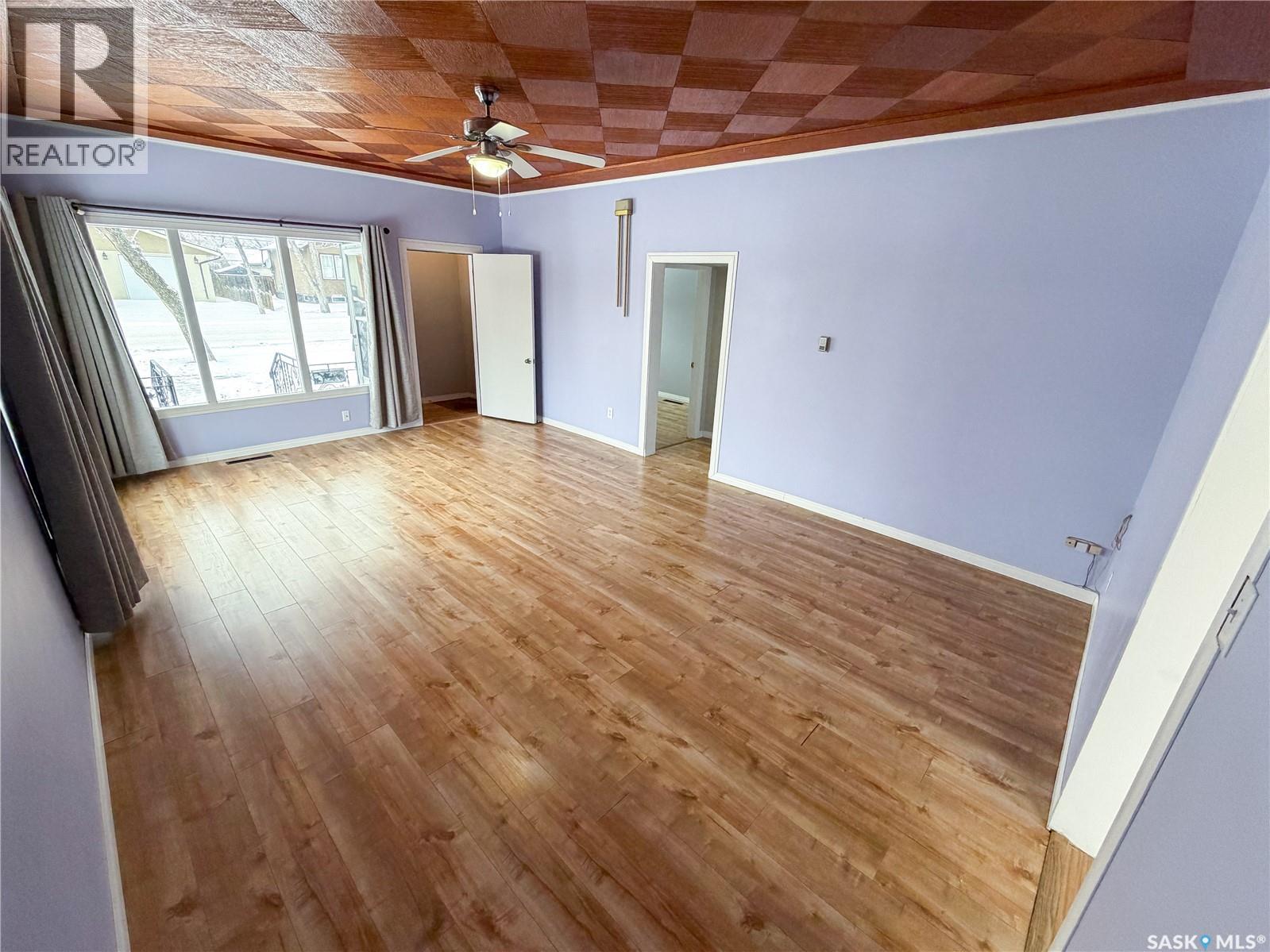 215 Brownlee Street, Herbert, Saskatchewan  S0H 2A0 - Photo 5 - SK026303