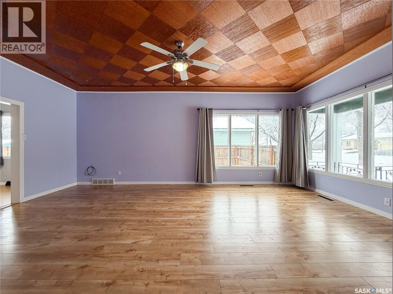 215 Brownlee Street, Herbert, Saskatchewan  S0H 2A0 - Photo 6 - SK026303