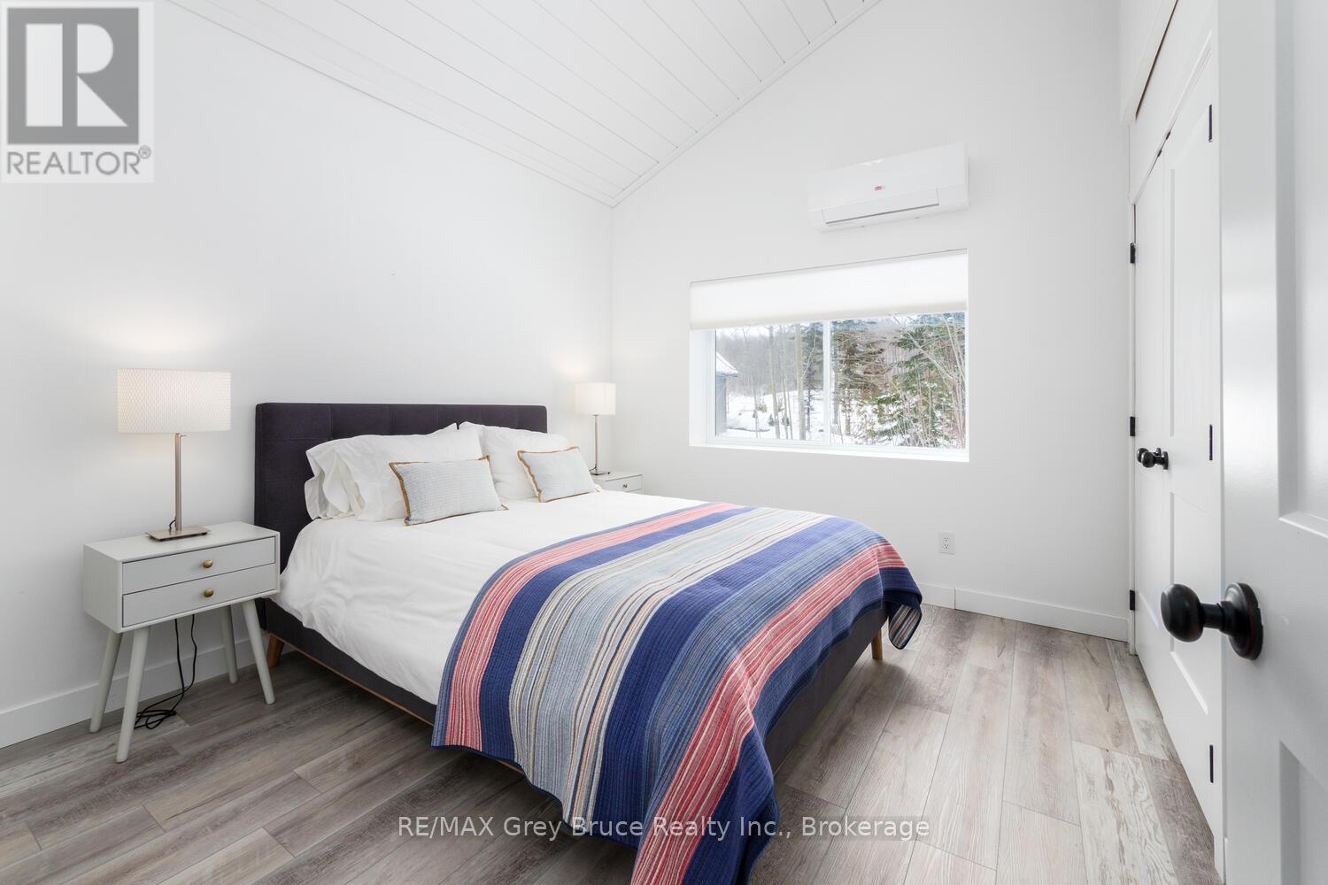 32 Southampton Parkway, South Bruce Peninsula, Ontario  N0H 2G0 - Photo 21 - X12673738