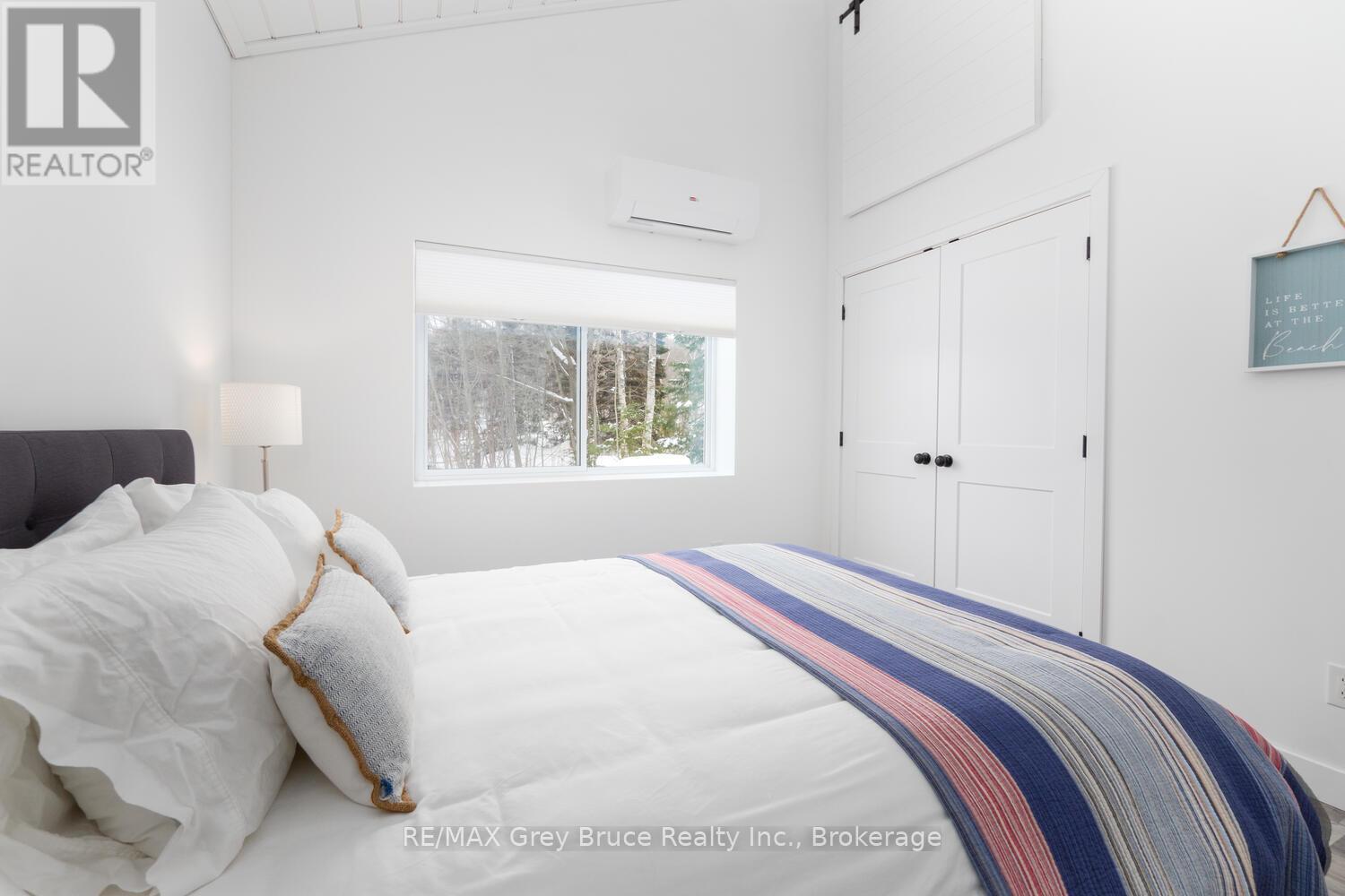 32 Southampton Parkway, South Bruce Peninsula, Ontario  N0H 2G0 - Photo 22 - X12673738