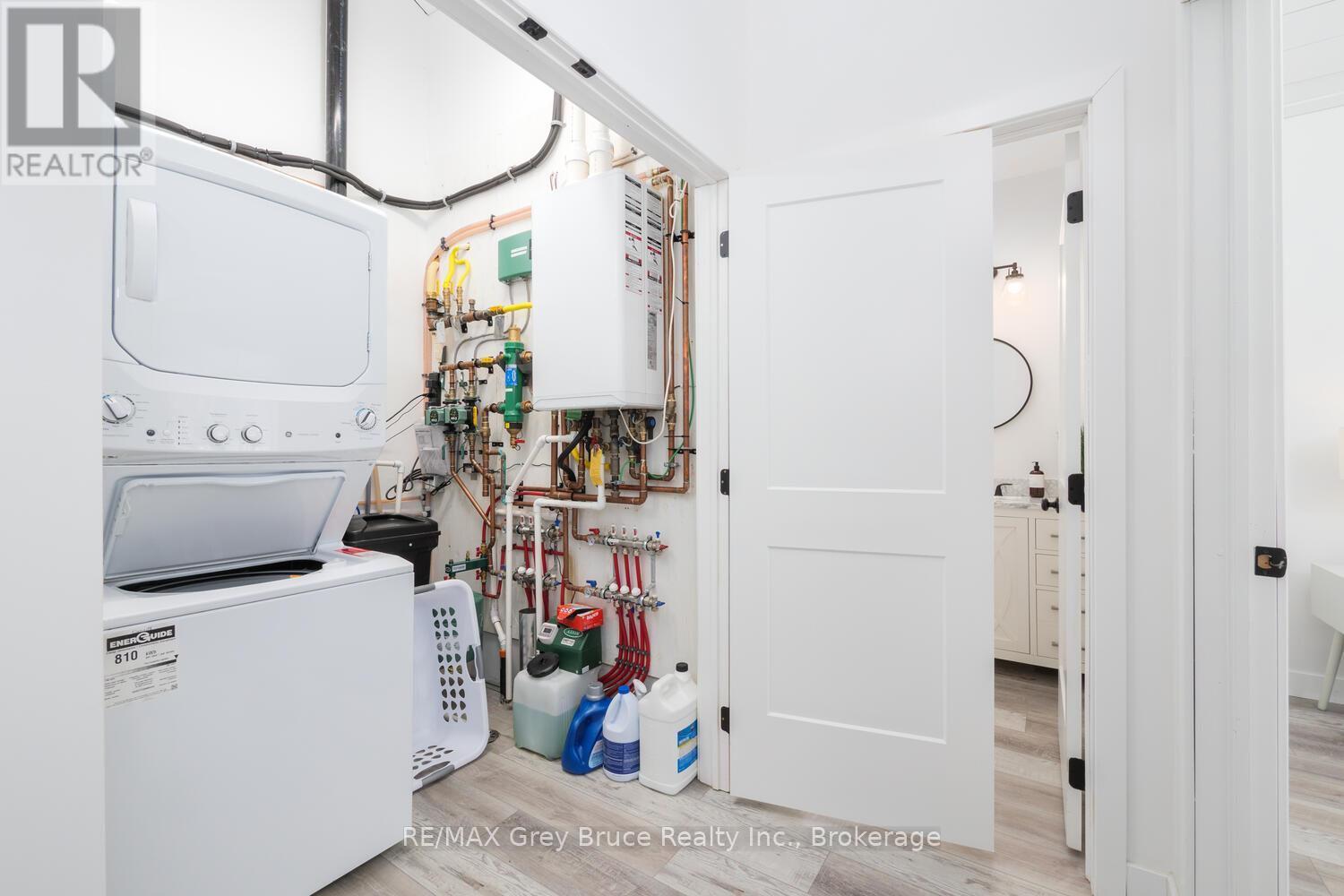 32 Southampton Parkway, South Bruce Peninsula, Ontario  N0H 2G0 - Photo 24 - X12673738