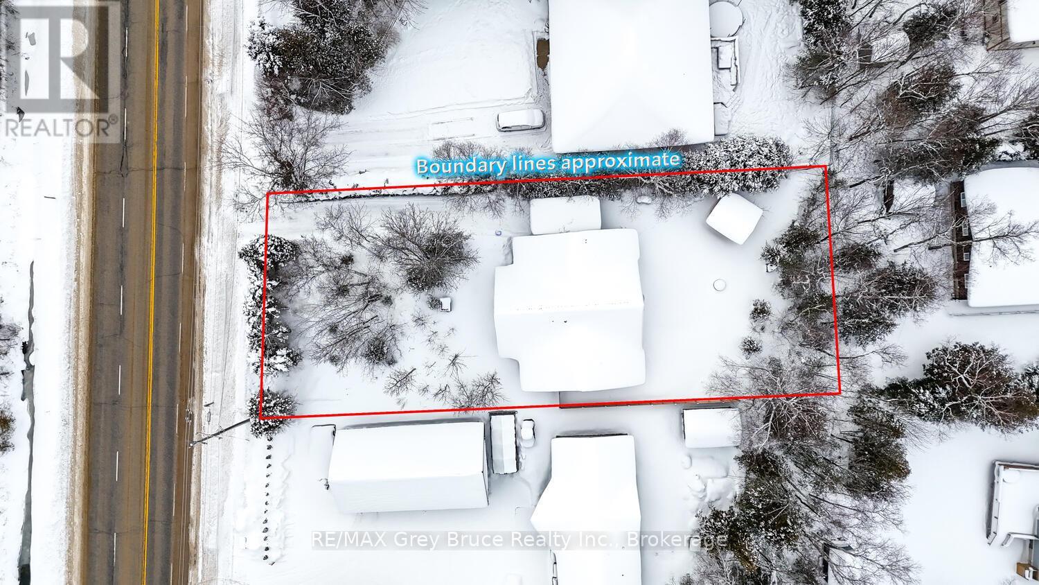 32 Southampton Parkway, South Bruce Peninsula, Ontario  N0H 2G0 - Photo 38 - X12673738