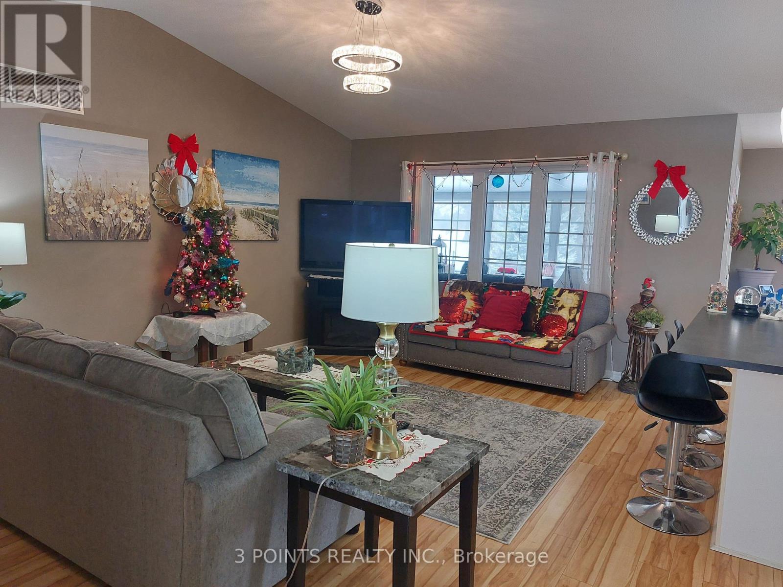 371 Shannon Boulevard, South Huron, Ontario  N0M 1T0 - Photo 6 - X12672750