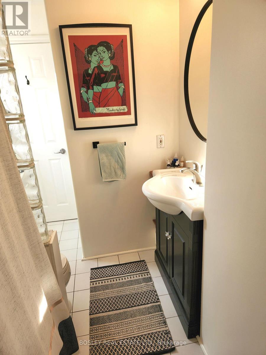 119 Hallam Street, Toronto, Ontario  M6H 1W9 - Photo 13 - W12673602