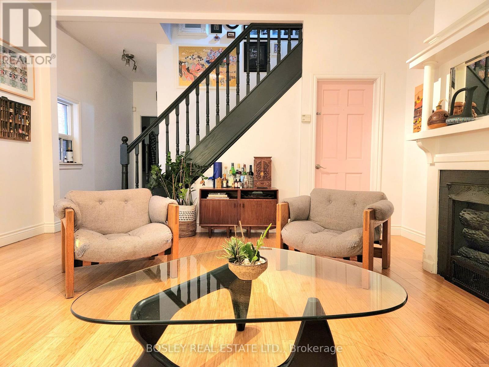 119 Hallam Street, Toronto, Ontario  M6H 1W9 - Photo 2 - W12673602