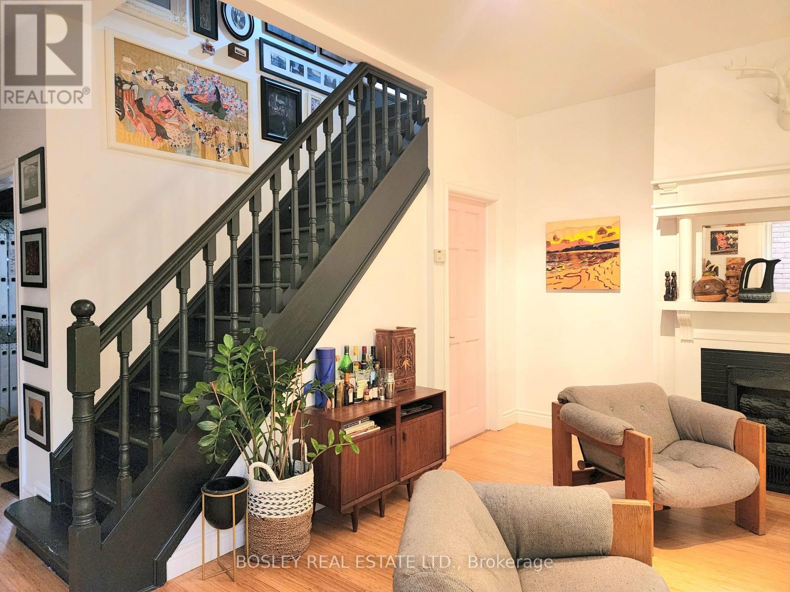 119 Hallam Street, Toronto, Ontario  M6H 1W9 - Photo 3 - W12673602