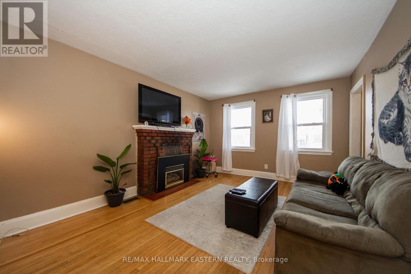 579 Mccannan Avenue, Peterborough, Ontario  K9J 4J7 - Photo 9 - X12673656