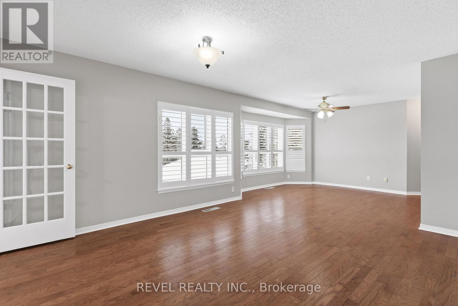 309 - 4 Heritage Way, Kawartha Lakes, Ontario  K9V 5Z2 - Photo 12 - X12673792