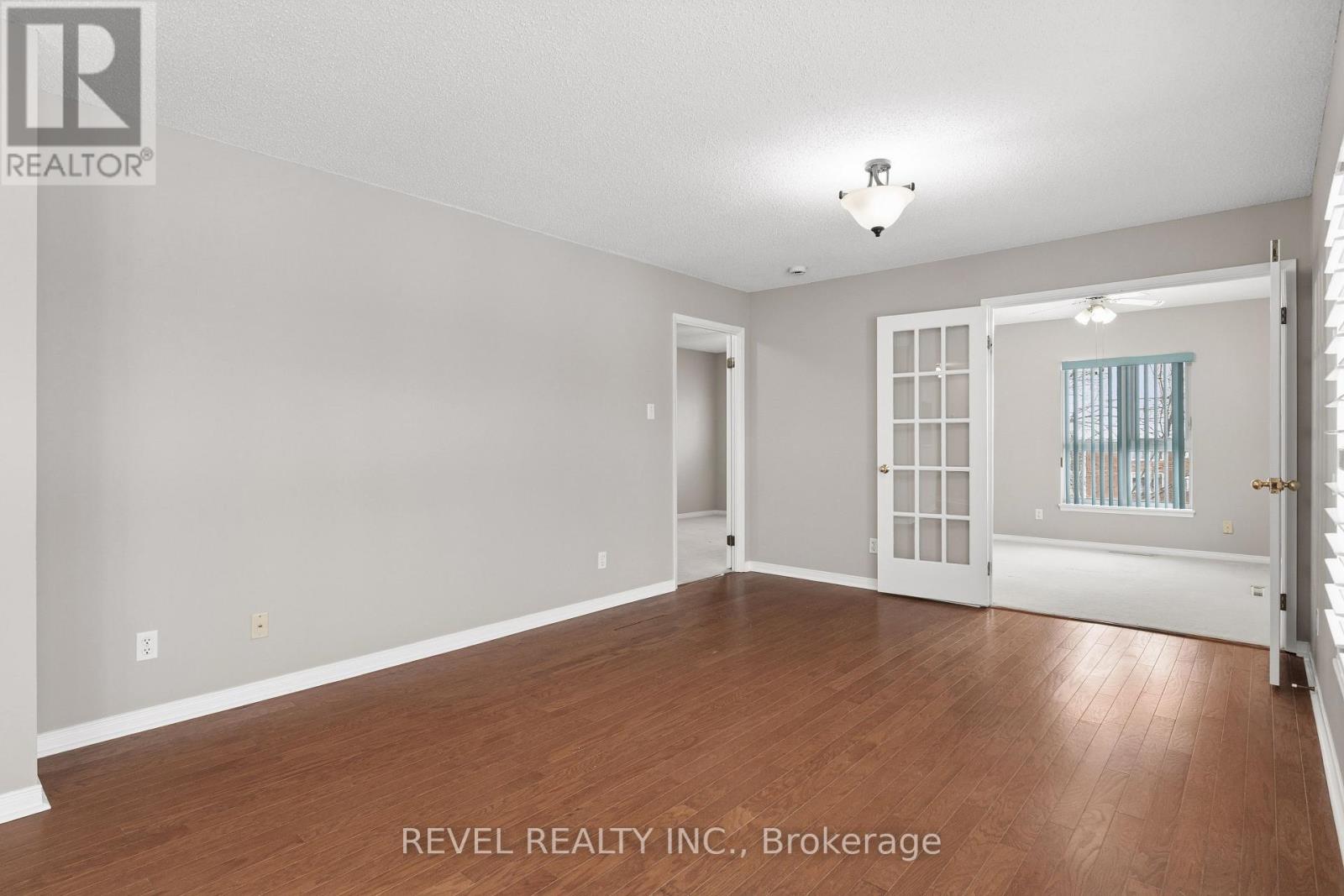 309 - 4 Heritage Way, Kawartha Lakes, Ontario  K9V 5Z2 - Photo 15 - X12673792