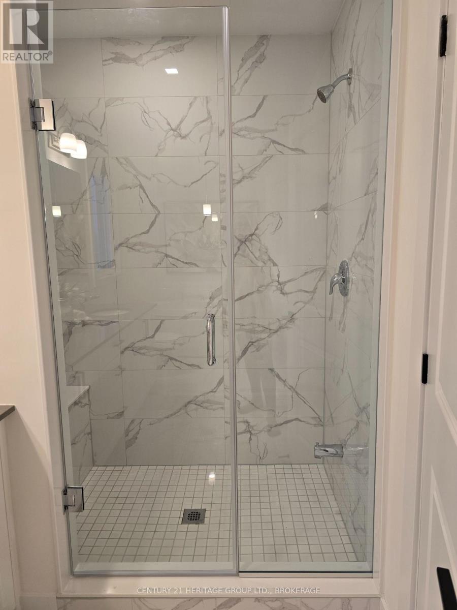 78 Dusenbury Drive, Loyalist, Ontario  K0H 2H0 - Photo 15 - X12673774