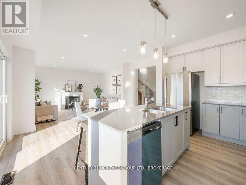 78 Dusenbury Drive, Loyalist, Ontario  K0H 2H0 - Photo 5 - X12673774