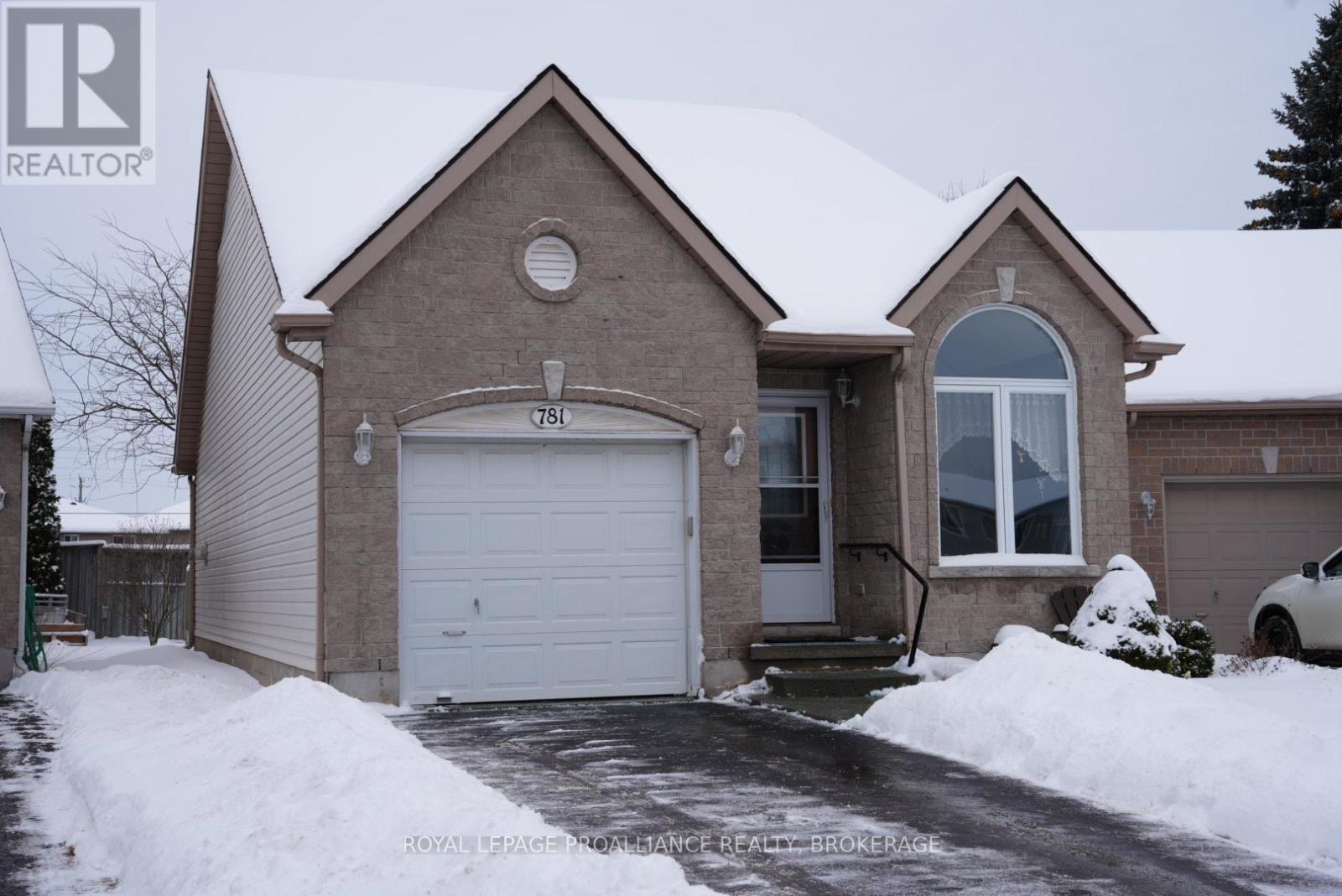 781 Shires Way, Kingston, Ontario  K7M 8X9 - Photo 2 - X12673844