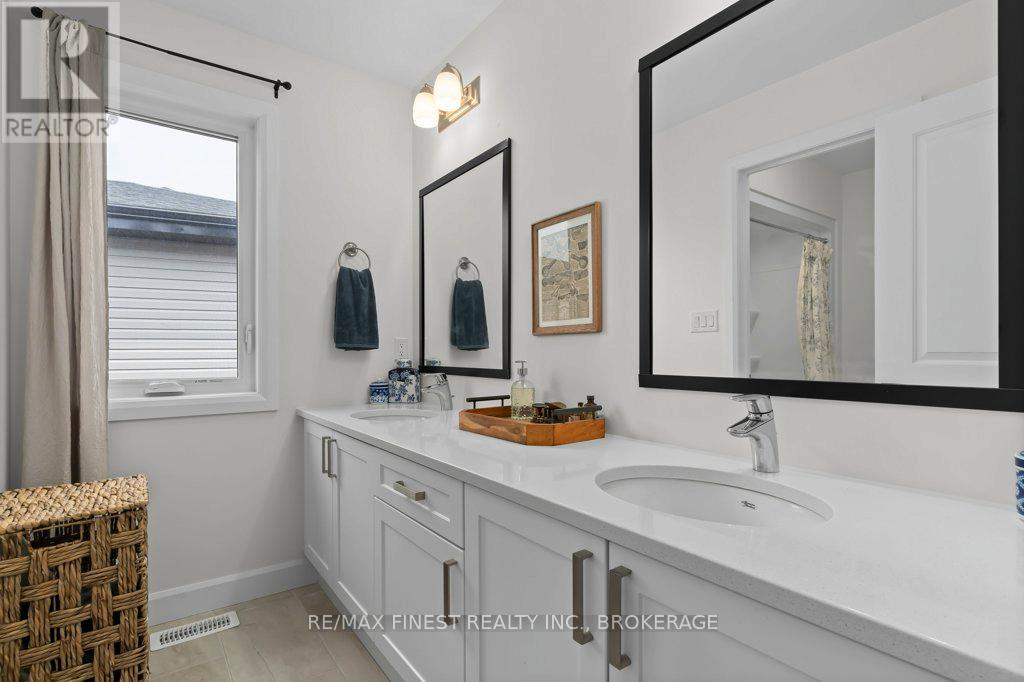 313 Pratt Drive, Loyalist, Ontario  K7N 0E8 - Photo 32 - X12673858