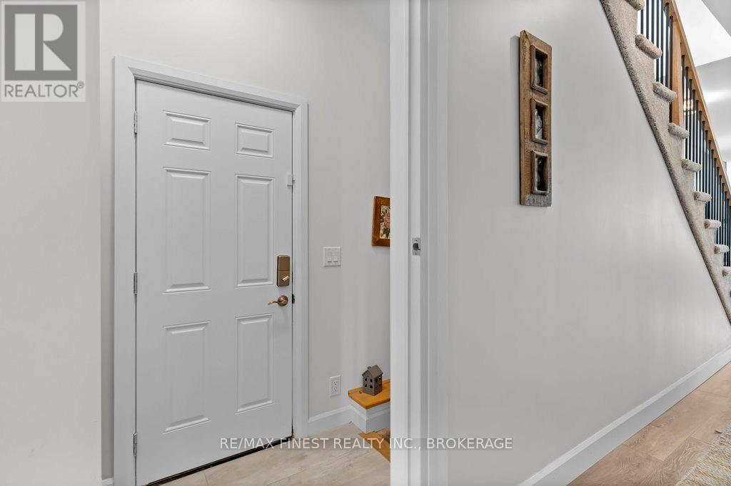 313 Pratt Drive, Loyalist, Ontario  K7N 0E8 - Photo 35 - X12673858