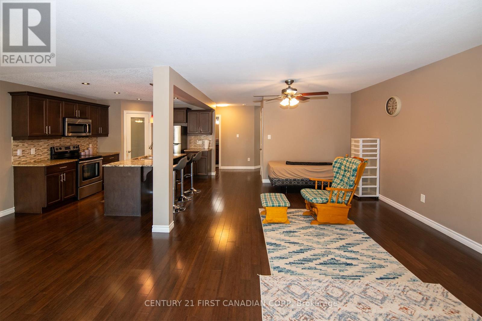 3399 Emilycarr Lane S, London South, Ontario  N6L 0A3 - Photo 16 - X12673704