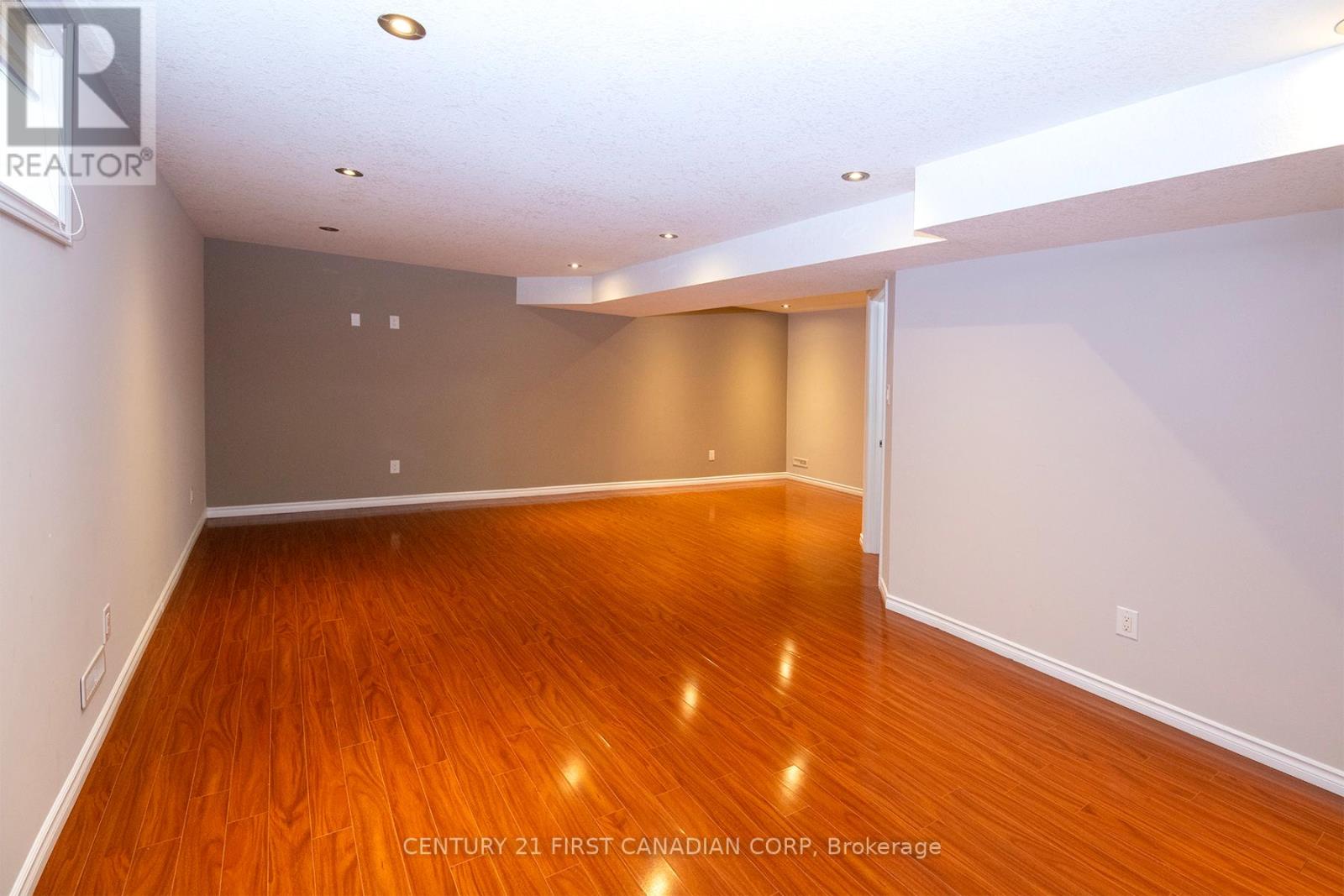 3399 Emilycarr Lane S, London South, Ontario  N6L 0A3 - Photo 21 - X12673704