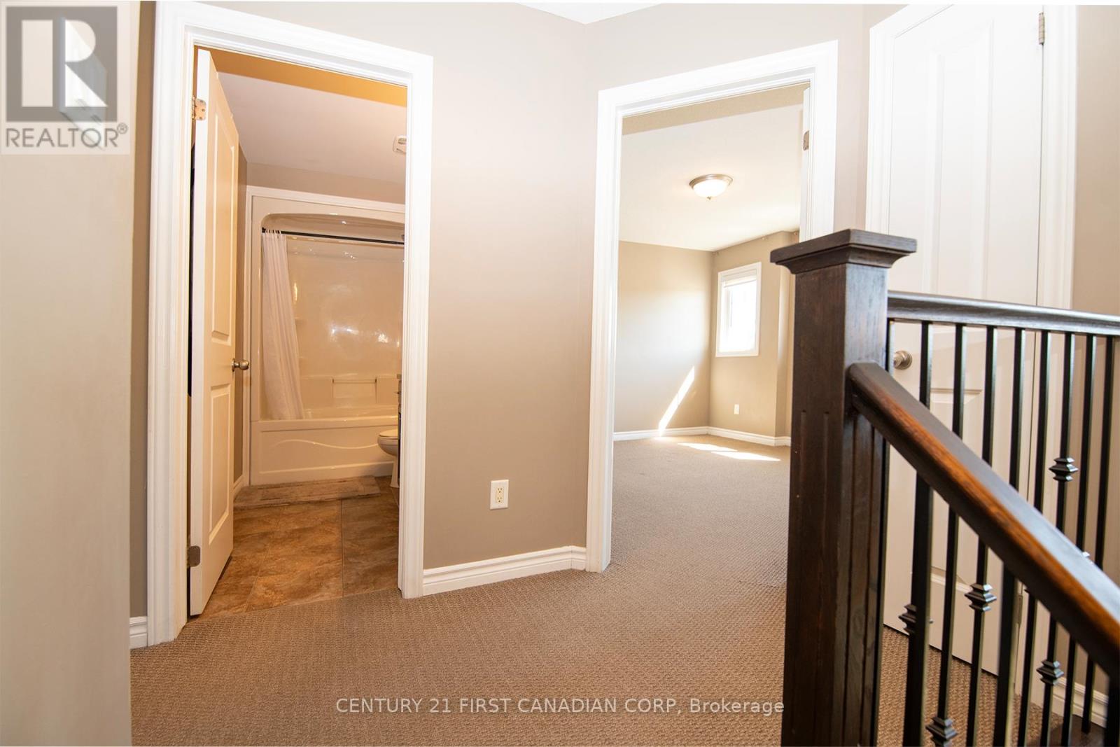 3399 Emilycarr Lane S, London South, Ontario  N6L 0A3 - Photo 31 - X12673704