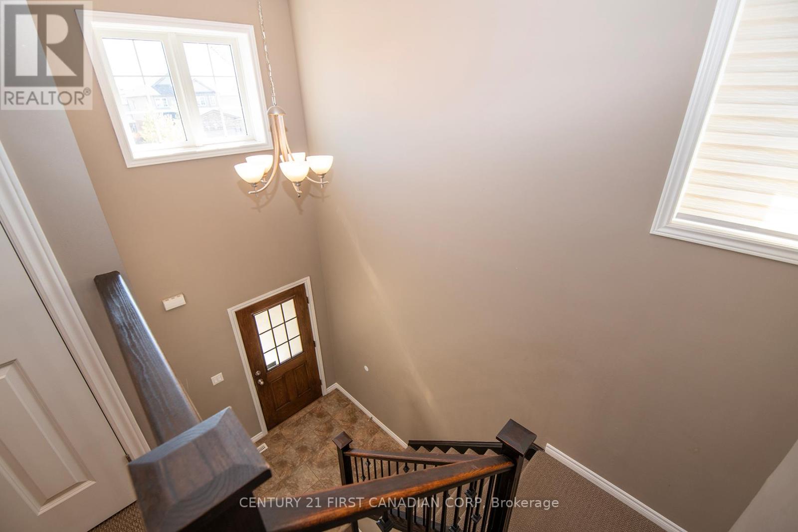 3399 Emilycarr Lane S, London South, Ontario  N6L 0A3 - Photo 32 - X12673704