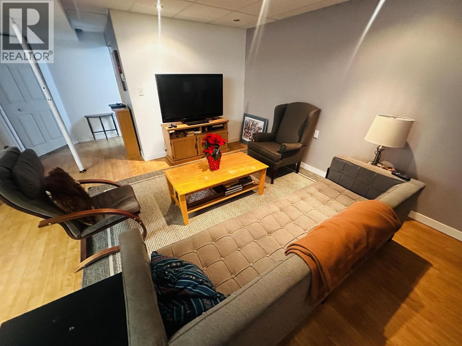 275 9th Avenue, Burns Lake, British Columbia  V0J 1E0 - Photo 35 - R3076921