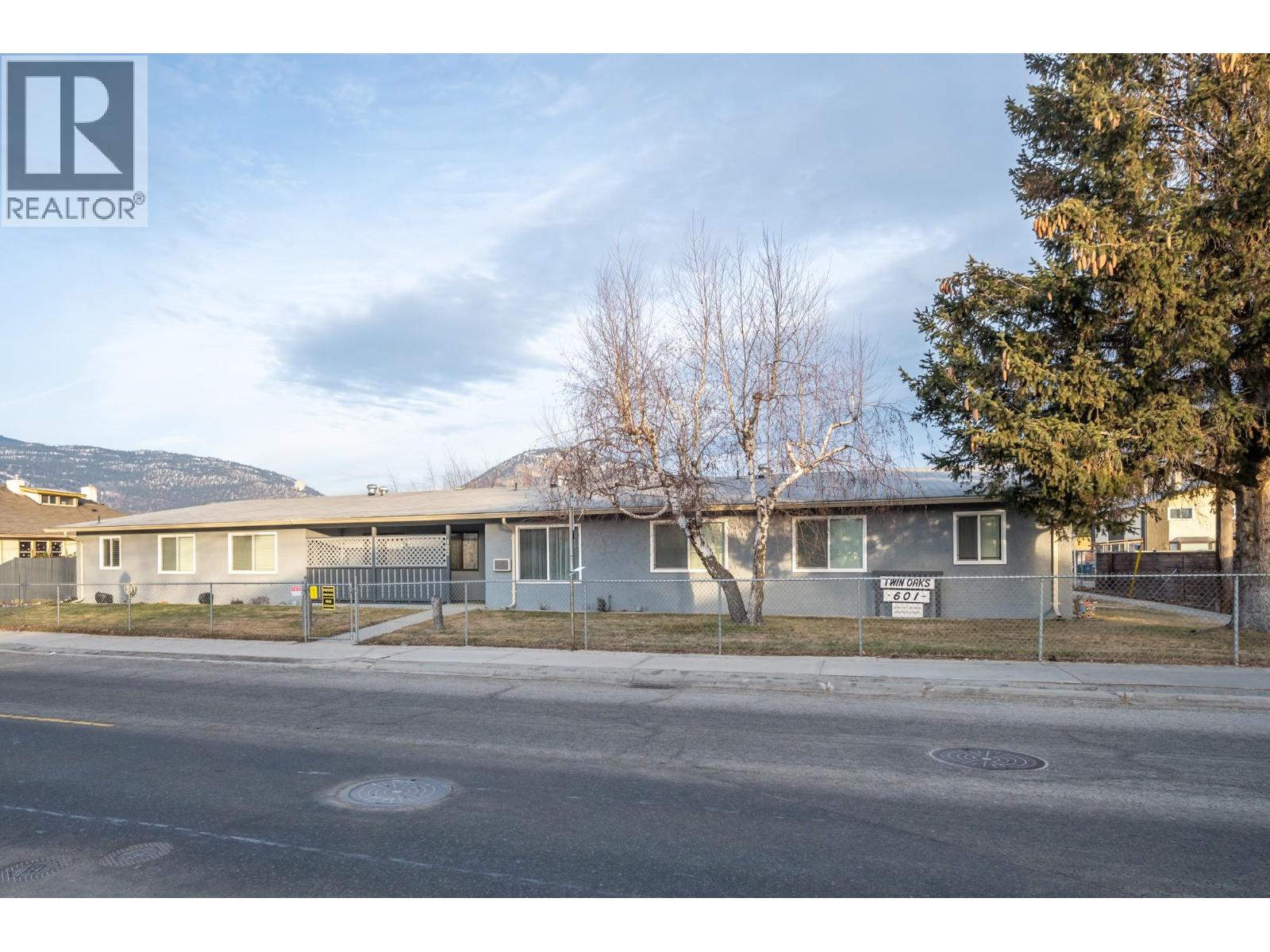 601 Wade Avenue Unit# 101, Penticton, British Columbia
