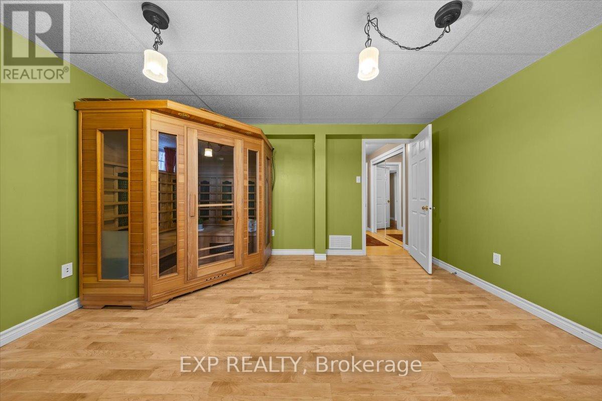 726 Des Pommiers Street, Casselman, Ontario  K0A 1M0 - Photo 24 - X12673794