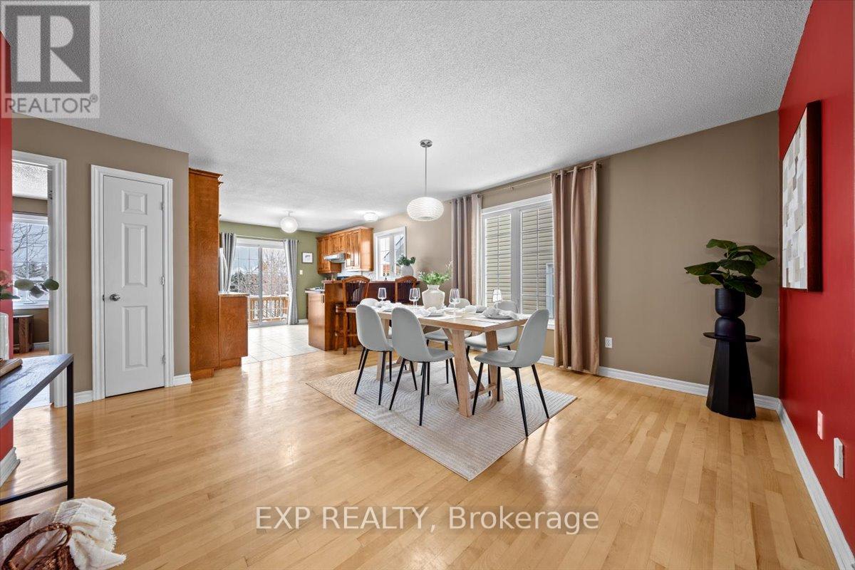 726 Des Pommiers Street, Casselman, Ontario  K0A 1M0 - Photo 8 - X12673794