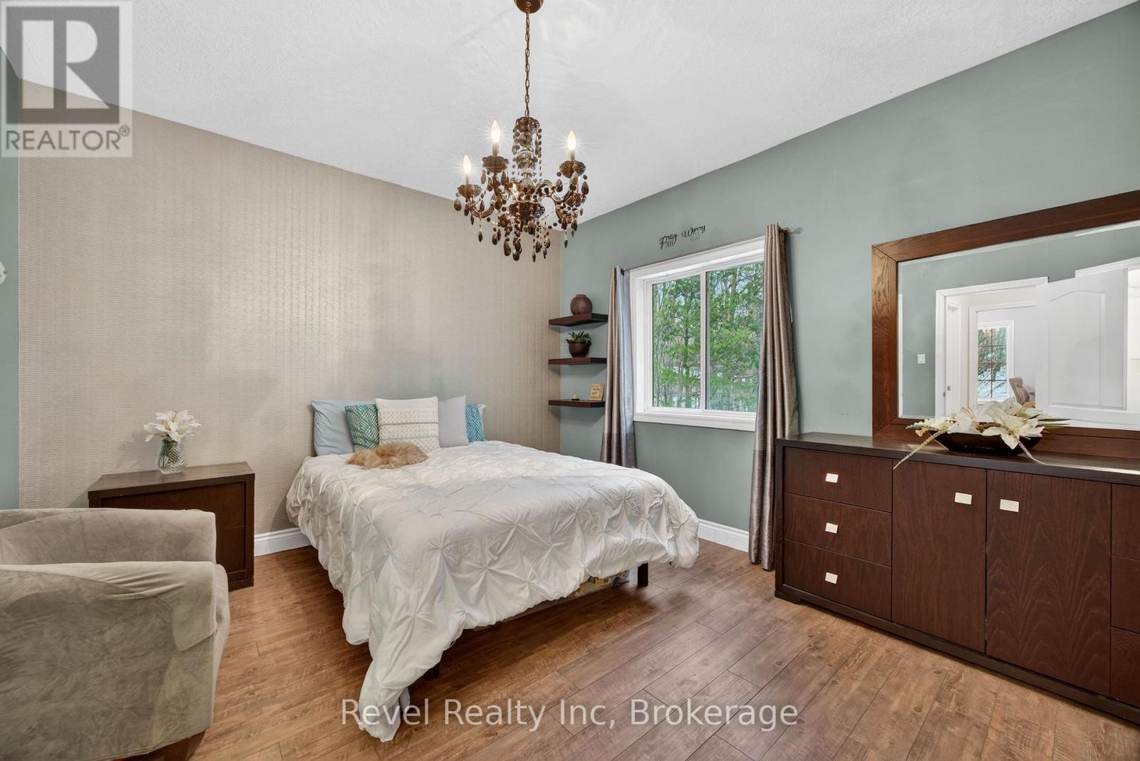 61 Rue Vanier, Tiny, Ontario  L9M 0J2 - Photo 12 - S12641284