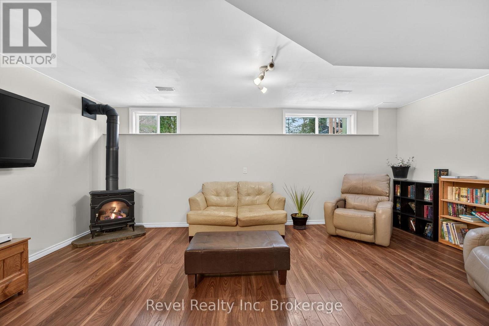 61 Rue Vanier, Tiny, Ontario  L9M 0J2 - Photo 20 - S12641284