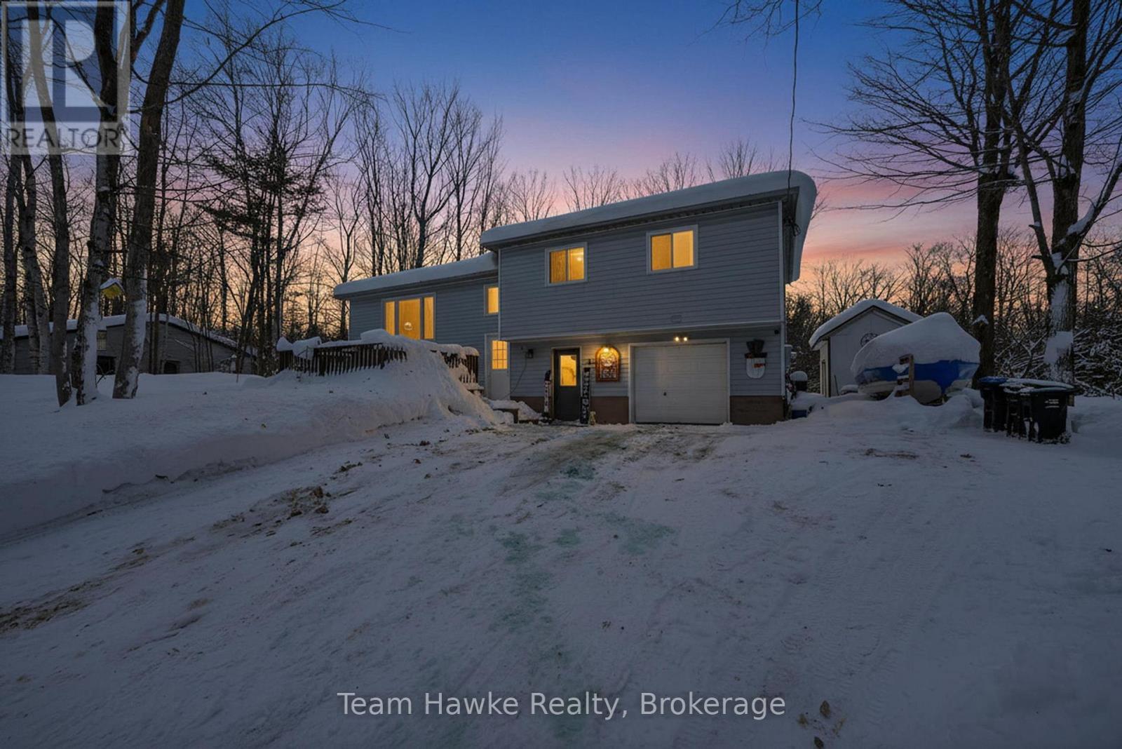 50 LAURIER BOULEVARD, Tiny, Ontario