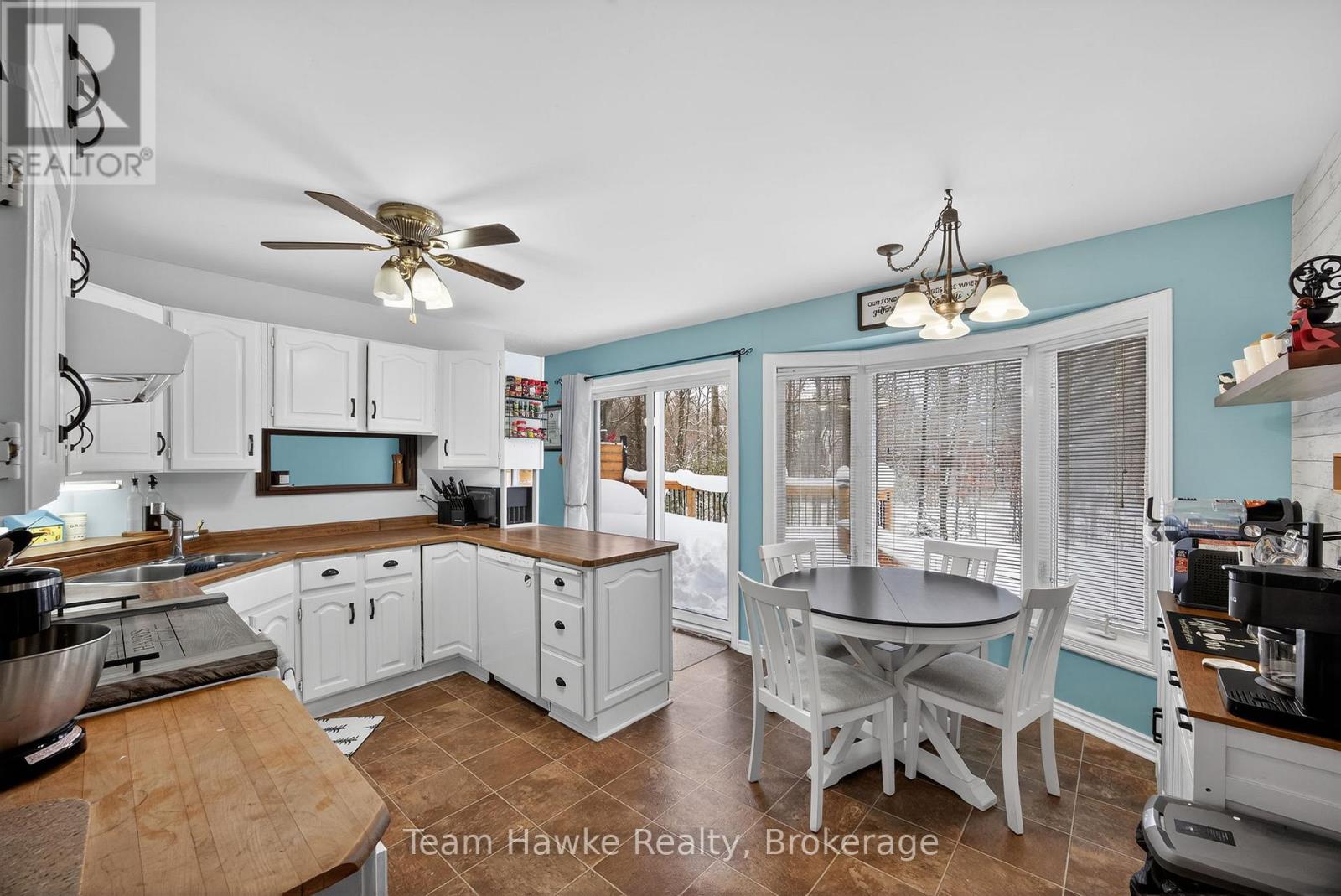 50 Laurier Boulevard, Tiny, Ontario  L9M 0J2 - Photo 6 - S12673826