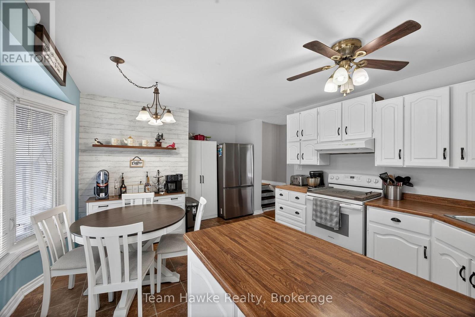 50 Laurier Boulevard, Tiny, Ontario  L9M 0J2 - Photo 8 - S12673826