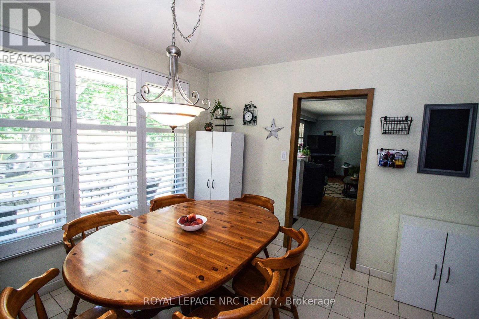 73 Lockview Crescent, St. Catharines, Ontario  L2M 2T6 - Photo 10 - X12673696