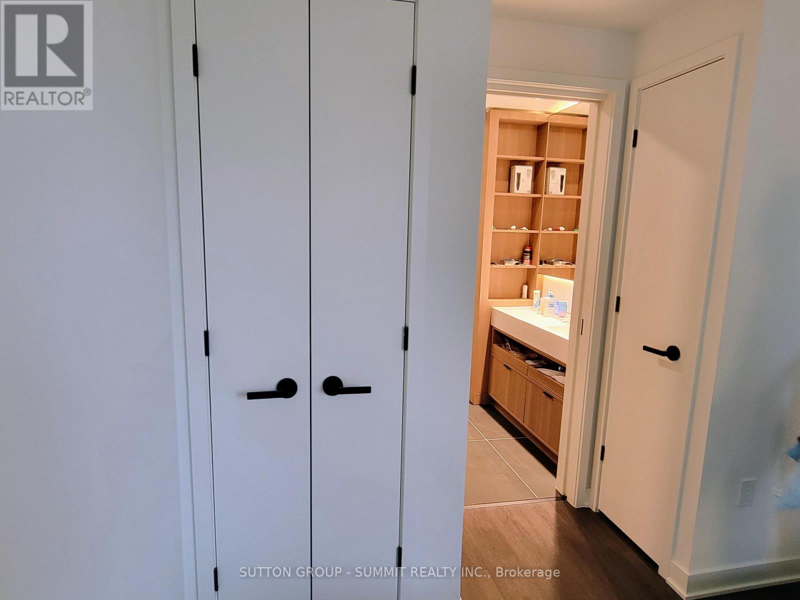 1701 - 55 Charles Street E, Toronto, Ontario  M4Y 0A2 - Photo 27 - C12673212