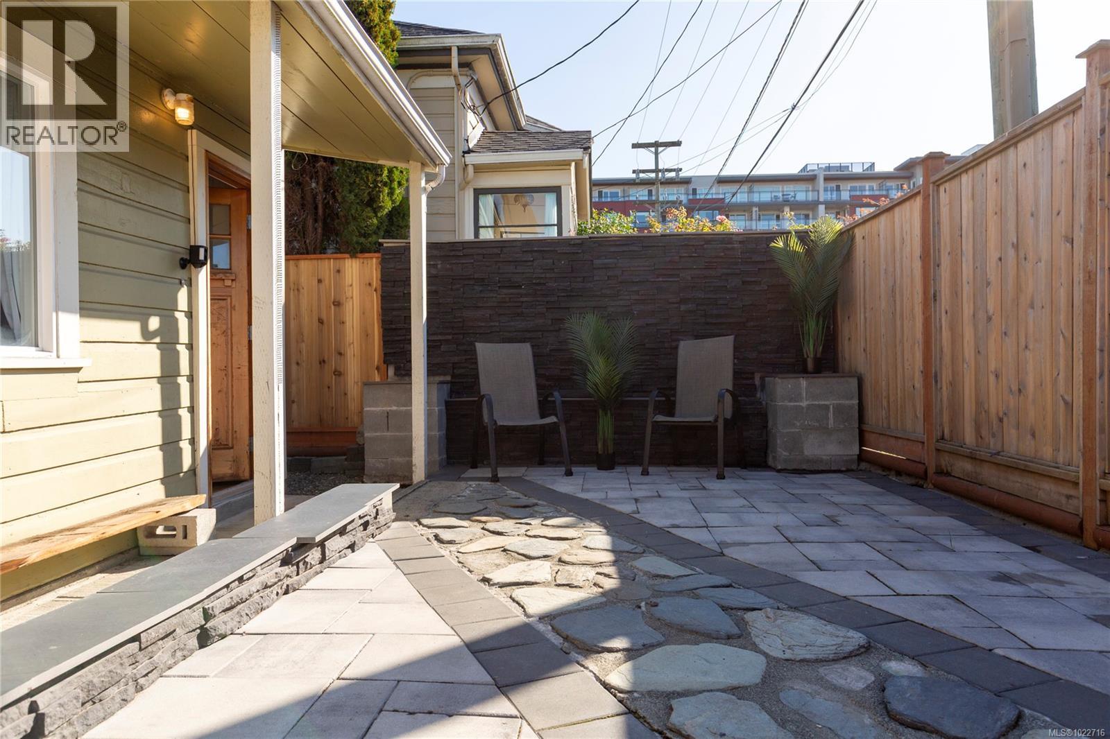 948 Mason St, Victoria, British Columbia  V8T 1A2 - Photo 19 - 1022716