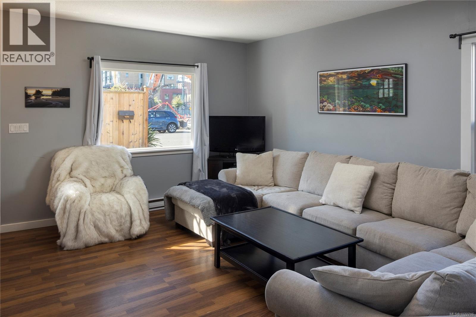 948 Mason St, Victoria, British Columbia  V8T 1A2 - Photo 7 - 1022716