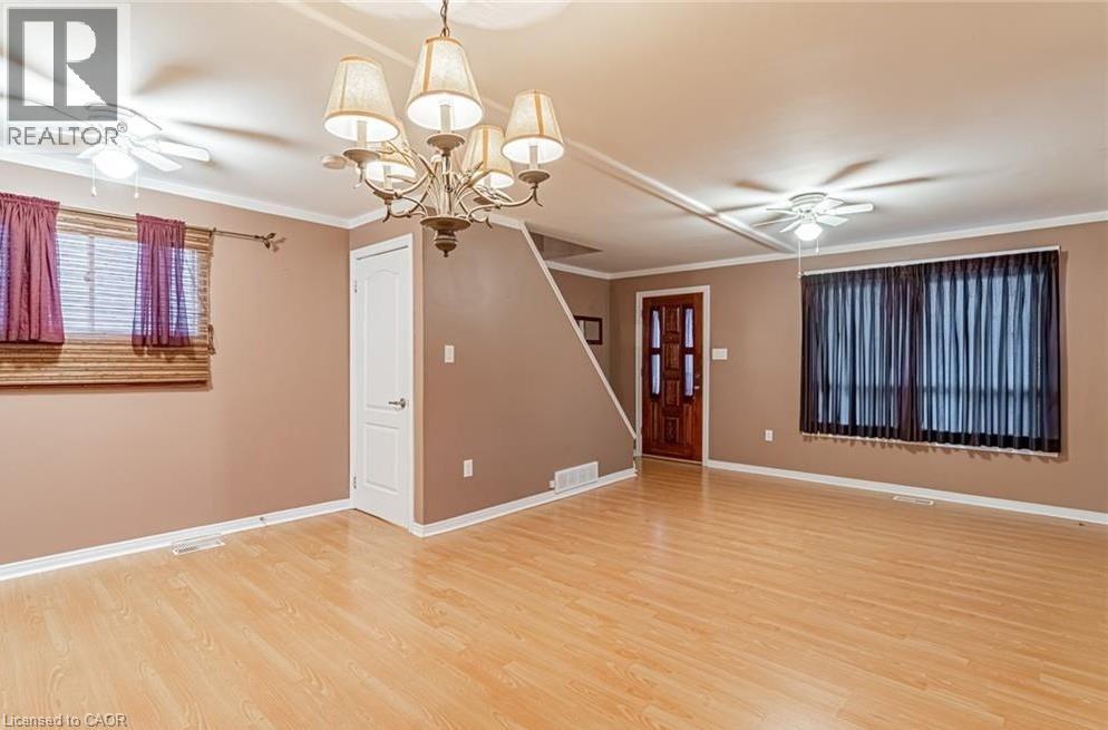 51 Fourth Street, Welland, Ontario  L3B 4X7 - Photo 2 - 40794835