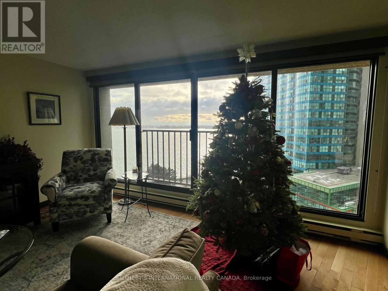 1414 - 55 Harbour Square, Toronto, Ontario  M5J 2L1 - Photo 14 - C12673654