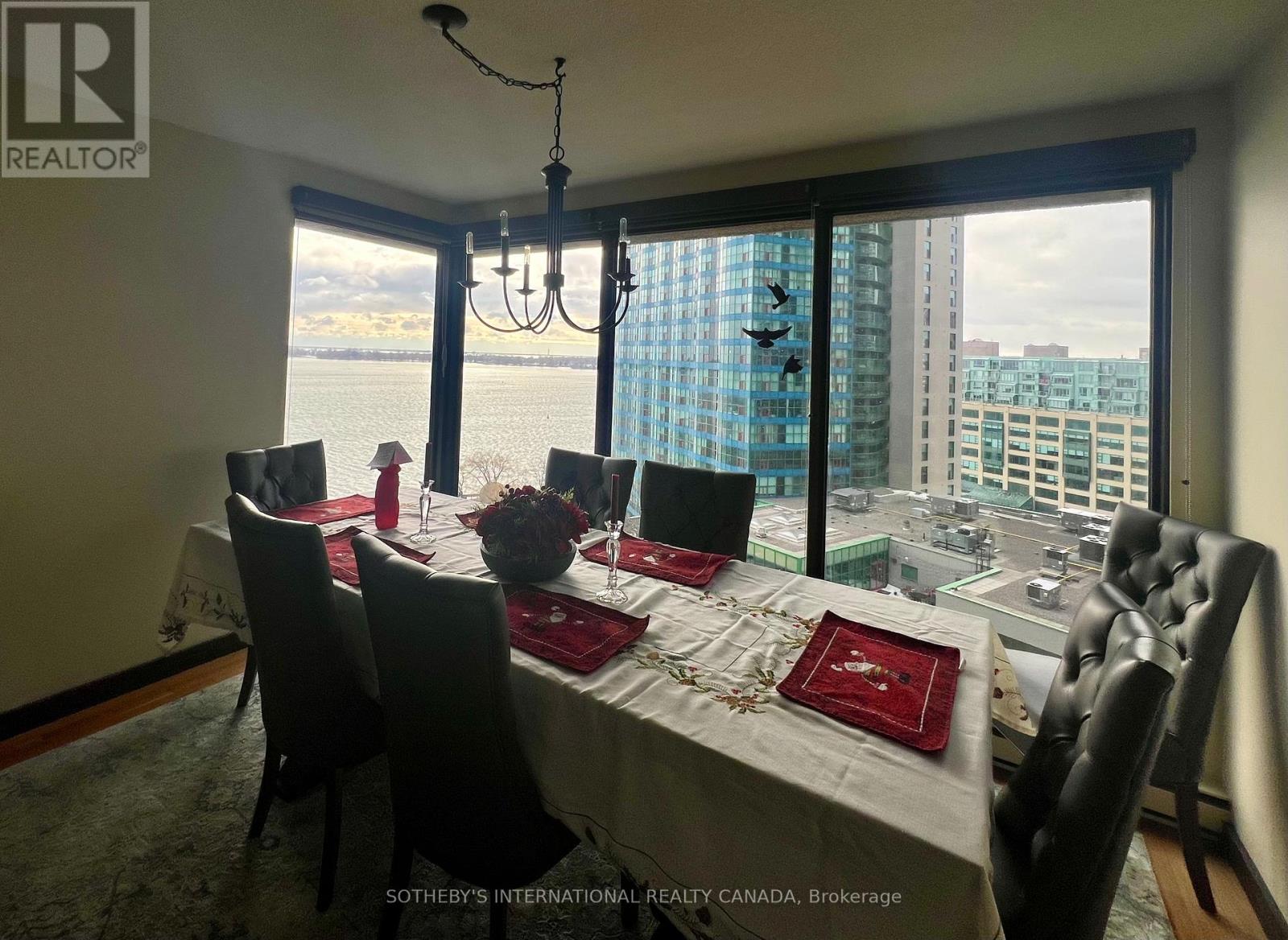 1414 - 55 Harbour Square, Toronto, Ontario  M5J 2L1 - Photo 19 - C12673654